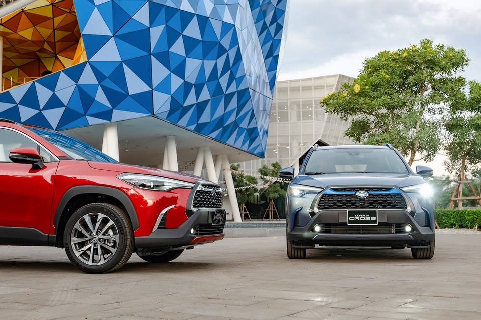 Corolla Cross, Tucson và CX-5: tầm 900 triệu chọn xe nào? - 1 Corolla Cross, Tucson và CX-5: tầm 900 triệu chọn xe nào? - 1