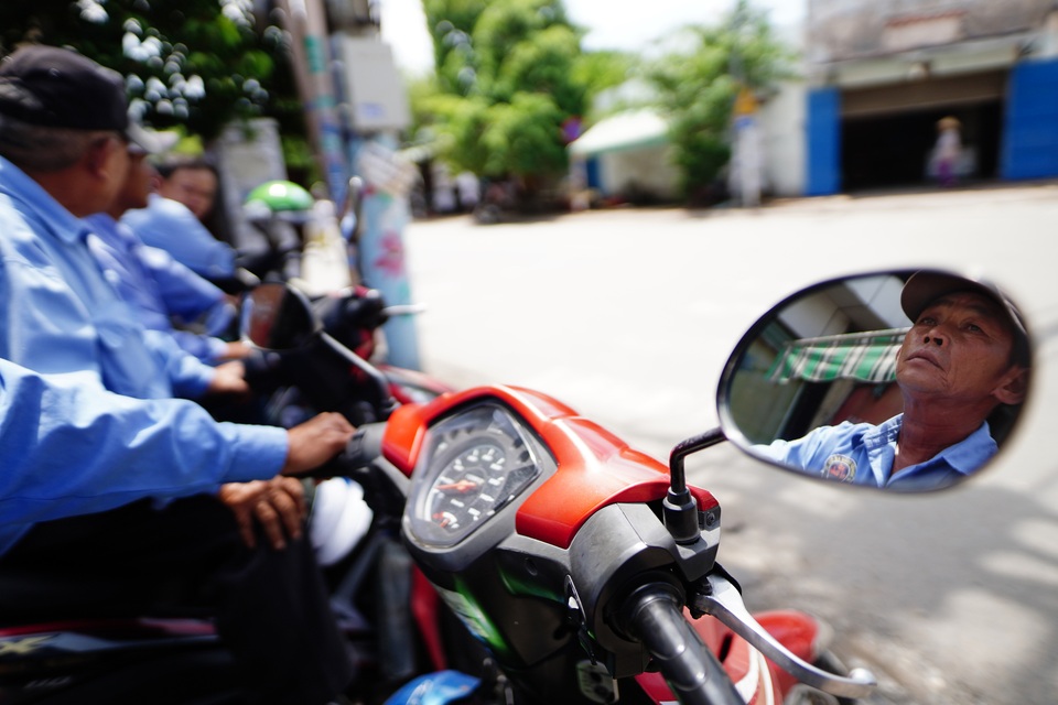 110 thành viên nghiệp đoàn xe ôm được học võ, tham gia BHXH - 7 110 thành viên nghiệp đoàn xe ôm được học võ, tham gia BHXH - 7