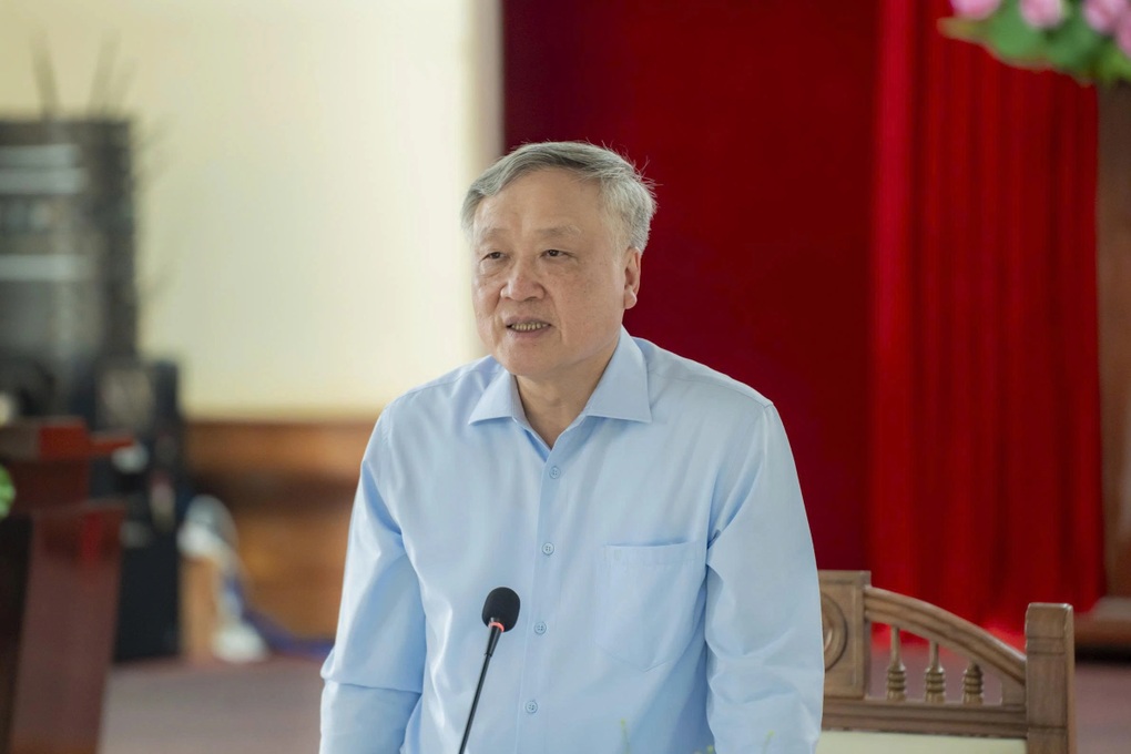 Huế cần tìm kiếm động lực tăng trưởng mới, tạo dấu ấn phát triển dài hạn - 1 Huế cần tìm kiếm động lực tăng trưởng mới, tạo dấu ấn phát triển dài hạn - 1