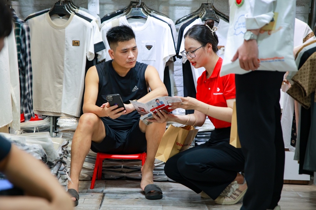 Techcombank khởi động Tuần lễ sinh lời tự động tại Hà Nội và TPHCM - 2 Techcombank khởi động Tuần lễ sinh lời tự động tại Hà Nội và TPHCM - 2