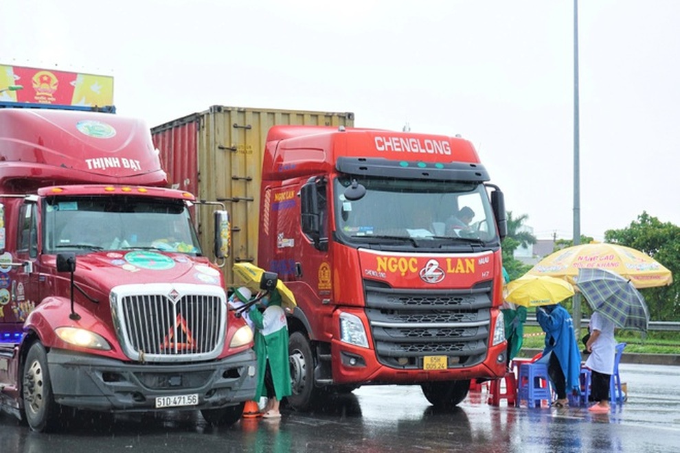 Giãn cách 19 tỉnh: Sẵn sàng phương án tiếp ứng, đảm bảo đầy đủ hàng hóa - 1 Giãn cách 19 tỉnh: Sẵn sàng phương án tiếp ứng, đảm bảo đầy đủ hàng hóa - 1