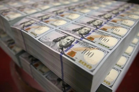 Thu giữ gần 45 tỷ đồng và 1,7 triệu USD tại nhà bạn gái Mr Pips