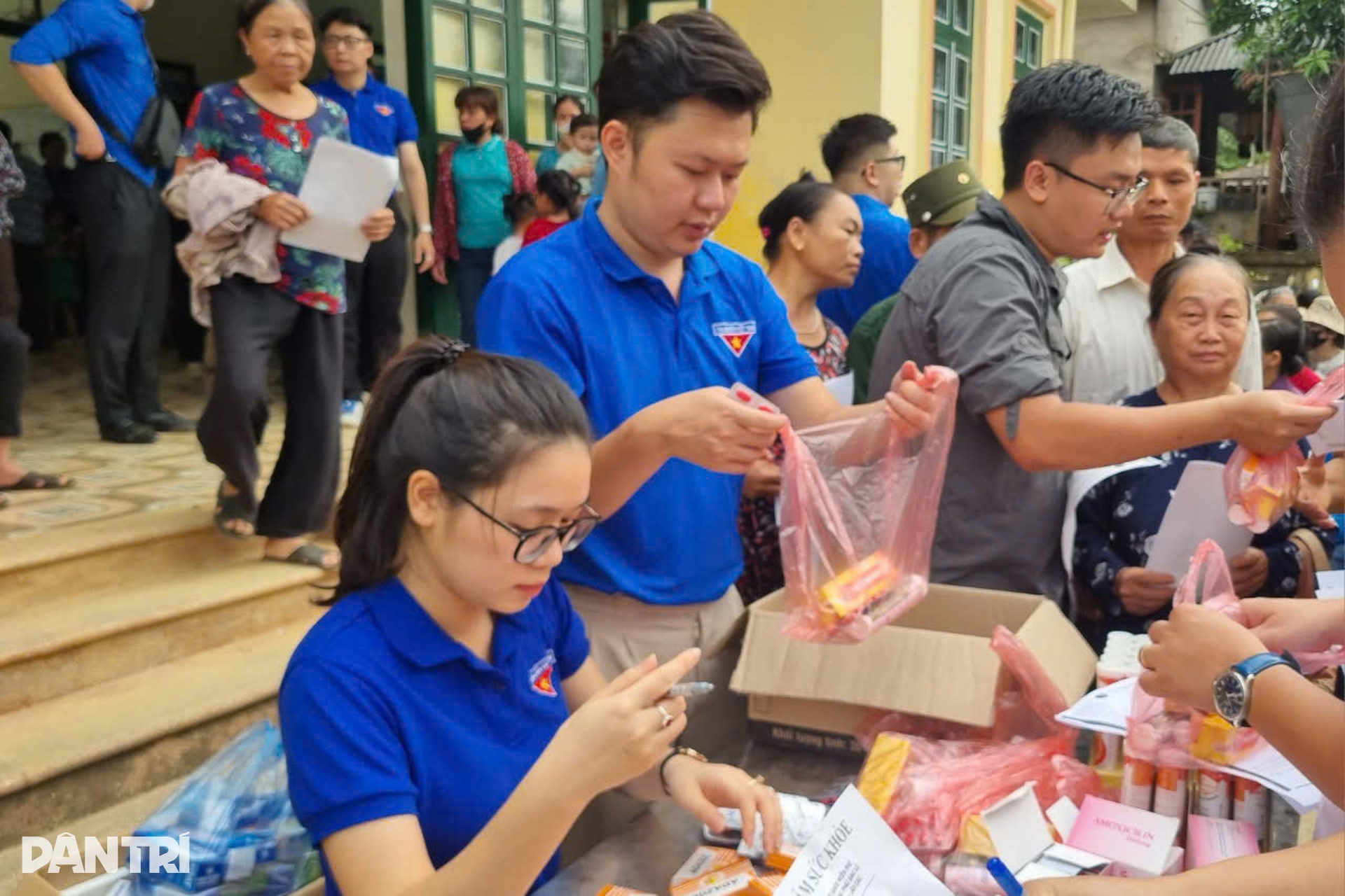 Tuổi trẻ Bộ LĐ-TBXH góp sức tái thiết cuộc sống vùng sạt lở tại Lào Cai - 6 Tuổi trẻ Bộ LĐ-TBXH góp sức tái thiết cuộc sống vùng sạt lở tại Lào Cai - 6