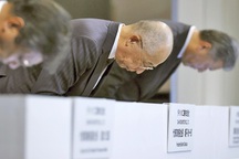 Để xảy ra sai phạm, lãnh đạo Daihatsu bị đòi lại khoản thưởng năm