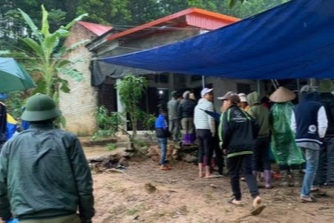 Thông tin mới về vụ bé trai tử vong bất thường trong nhà - 1 Thông tin mới về vụ bé trai tử vong bất thường trong nhà - 1