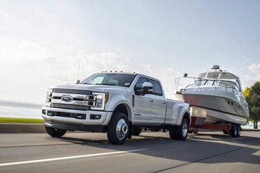 Ford bị kiện gian lận khí thải của xe bán tải