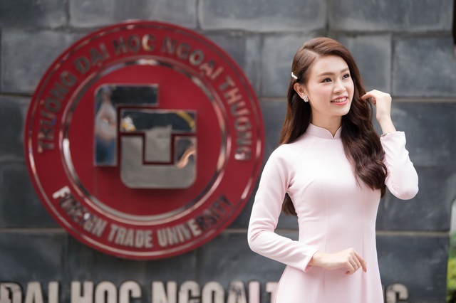 5 nữ sinh vừa đẹp vừa giỏi của lò luyện hoa hậu Đại học Ngoại thương - 1 5 nữ sinh vừa đẹp vừa giỏi của lò luyện hoa hậu Đại học Ngoại thương - 1