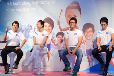 Ngô Thanh Vân, Hà Anh Tuấn, Lê Qiang Liêm chạy bộ vì cộng đồng