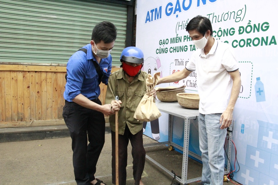 Đắk Lắk: Rà soát, chi trả gói hỗ trợ 62.000 tỷ đồng bất kể ngày nghỉ lễ - 1 Đắk Lắk: Rà soát, chi trả gói hỗ trợ 62.000 tỷ đồng bất kể ngày nghỉ lễ - 1