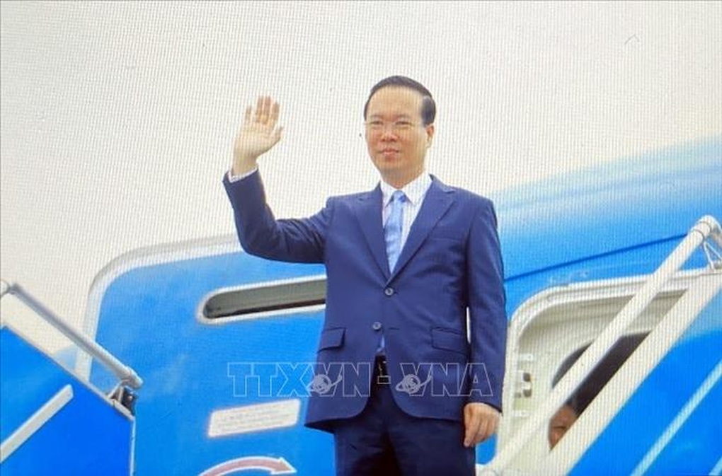 Chủ tịch nước lên đường tham dự Lễ đăng quang của Nhà vua Anh Charles III - 1 Chủ tịch nước lên đường tham dự Lễ đăng quang của Nhà vua Anh Charles III - 1