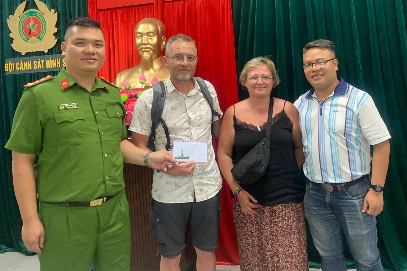 Sống đẹp ở Hà Nội (Kỳ 2): Lòng hiếu khách của người Thủ đô - 8 Sống đẹp ở Hà Nội (Kỳ 2): Lòng hiếu khách của người Thủ đô - 8