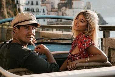 Vì sao nhiều người Australia chọn tự cách ly tại Bali, thay vì về nước?