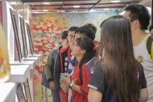 Cử nhân lương 10 triệu đồng: Chọn làm thuê, chủ tiệm nệm hay bán nhang?