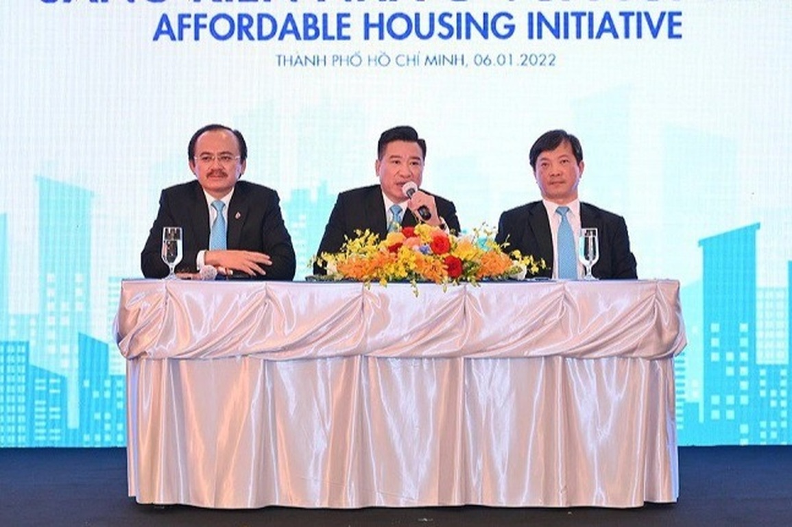 Vua gỗ hồi sinh sau 5 năm đổi chủ, nhà bầu Thắng chốt lời ngay đỉnh - 2 Vua gỗ hồi sinh sau 5 năm đổi chủ, nhà bầu Thắng chốt lời ngay đỉnh - 2