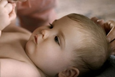 Con gái Anna Nicole Smith xuất hiện trên OK!