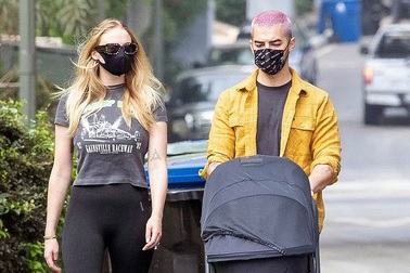 "Sao" phim "Trò chơi vương quyền" siêu thon sau khi sinh con 3 tháng