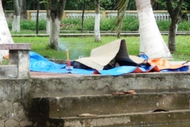 Người đàn ông chết trong nghĩa trang liệt sĩ