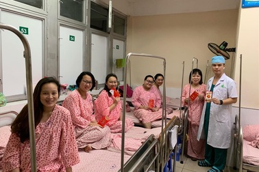 Chào đón 3.409 "heo vàng" trong 3 ngày đầu năm mới