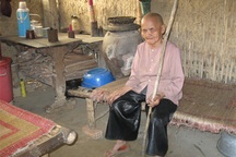 80 năm không thấy ánh mặt trời