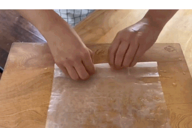 Người Hàn "đổ xô" làm "tokbokki kiểu Việt" từ bánh tráng