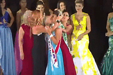 Những chuyện "bi hài" tại các cuộc thi sắc đẹp quốc tế