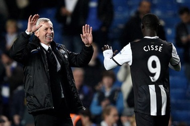 Kompany, Alan Pardew xuất sắc nhất Premier League 2011/12