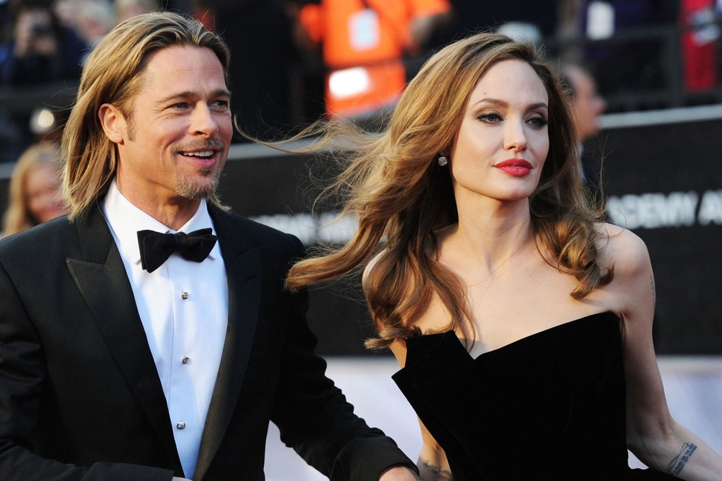 Brad Pitt nói về vụ ly hôn dài 8 năm với Angelina Jolie: “Không dễ dàng” - 3 Brad Pitt nói về vụ ly hôn dài 8 năm với Angelina Jolie: “Không dễ dàng” - 3