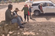 Công an vào cuộc vụ bảo vệ cầm gậy đuổi đánh người bán vé số ở Lâm Đồng