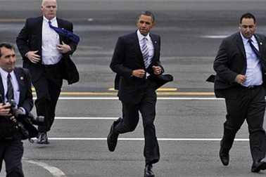 Mật vụ bảo vệ Tổng thống Obama tự sát