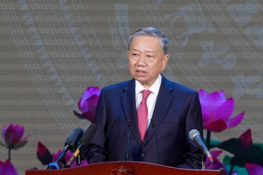 Tổng Bí thư Tô Lâm phát biểu trong lễ trao nghị quyết thành lập TPHCM mới