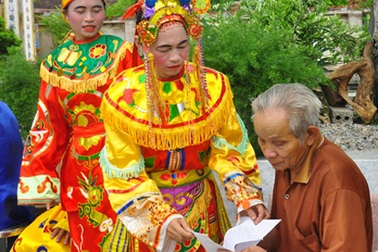 Vui buồn tuồng Kẻ Gám