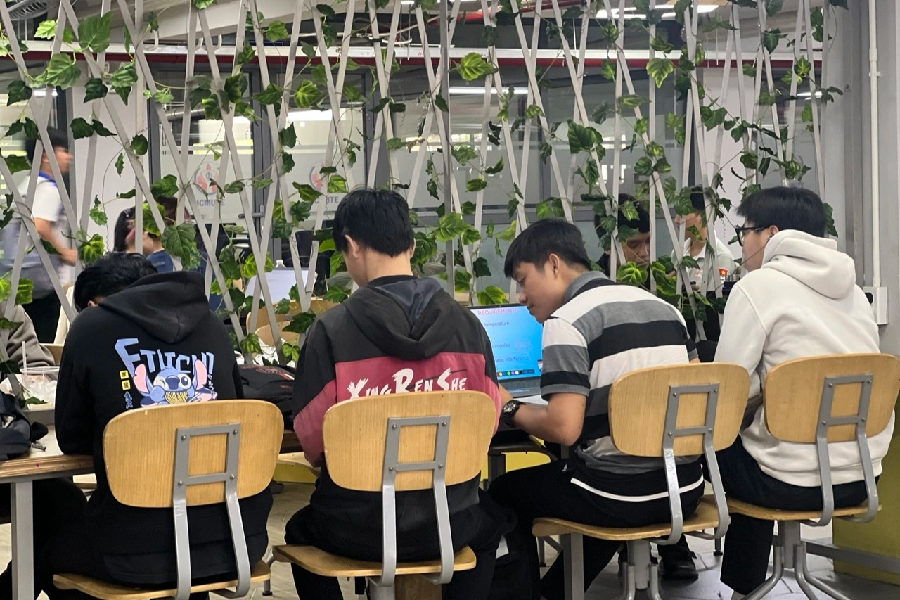 Tysiące uczniów wyrzuconych ze szkoły, ostrzeżenie: Jakie oceny będą skutkować wyrzuceniem? - 2 Hàng nghìn sinh viên bị đuổi học, cảnh báo: Điểm thế nào sẽ bị thôi học? - 2