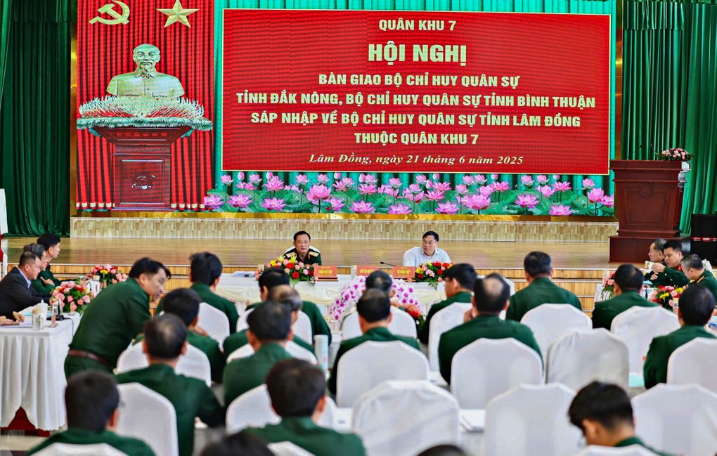 Sáp nhập Bộ Chỉ huy Quân sự tỉnh lớn nhất Việt Nam - 1 Sáp nhập Bộ Chỉ huy Quân sự tỉnh lớn nhất Việt Nam - 1