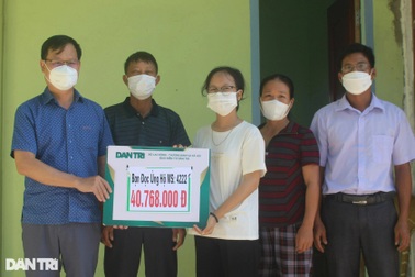 Nữ sinh nghèo được bạn đọc giúp đỡ tới giảng đường đại học