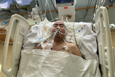 Bác sĩ khẩn cầu sự giúp đỡ cho tài xế xe tải đang nguy kịch