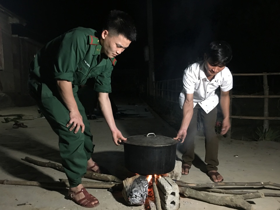 Tết đầm ấm của đồng bào người Rục nơi biên giới - 6 Tết đầm ấm của đồng bào người Rục nơi biên giới - 6