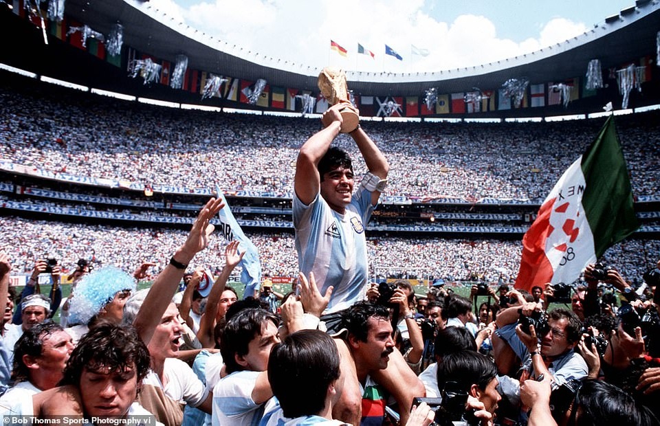 Hé lộ câu nói cuối cùng của huyền thoại Maradona trước khi qua đời - 4 Hé lộ câu nói cuối cùng của huyền thoại Maradona trước khi qua đời - 4