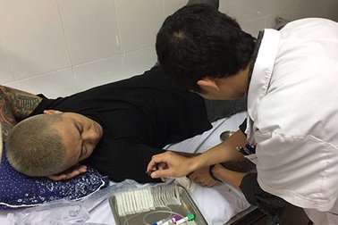 Thực hư chuyện Tuấn Hưng bị ngất xỉu phải nhập viện
