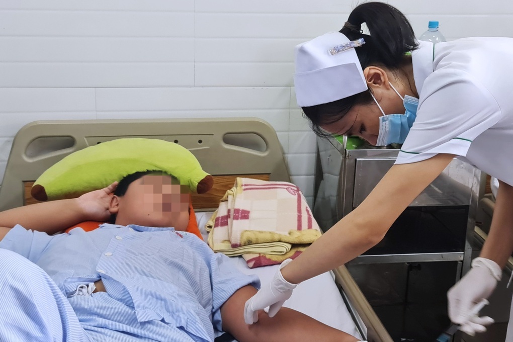 Bộ Y tế: Đẩy mạnh kiểm tra thức ăn đường phố, trường học - 1 Bộ Y tế: Đẩy mạnh kiểm tra thức ăn đường phố, trường học - 1