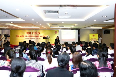 Lựa chọn nguyên liệu chế biến an toàn, đối phó với vấn nạn thực phẩm bẩn ngày Tết