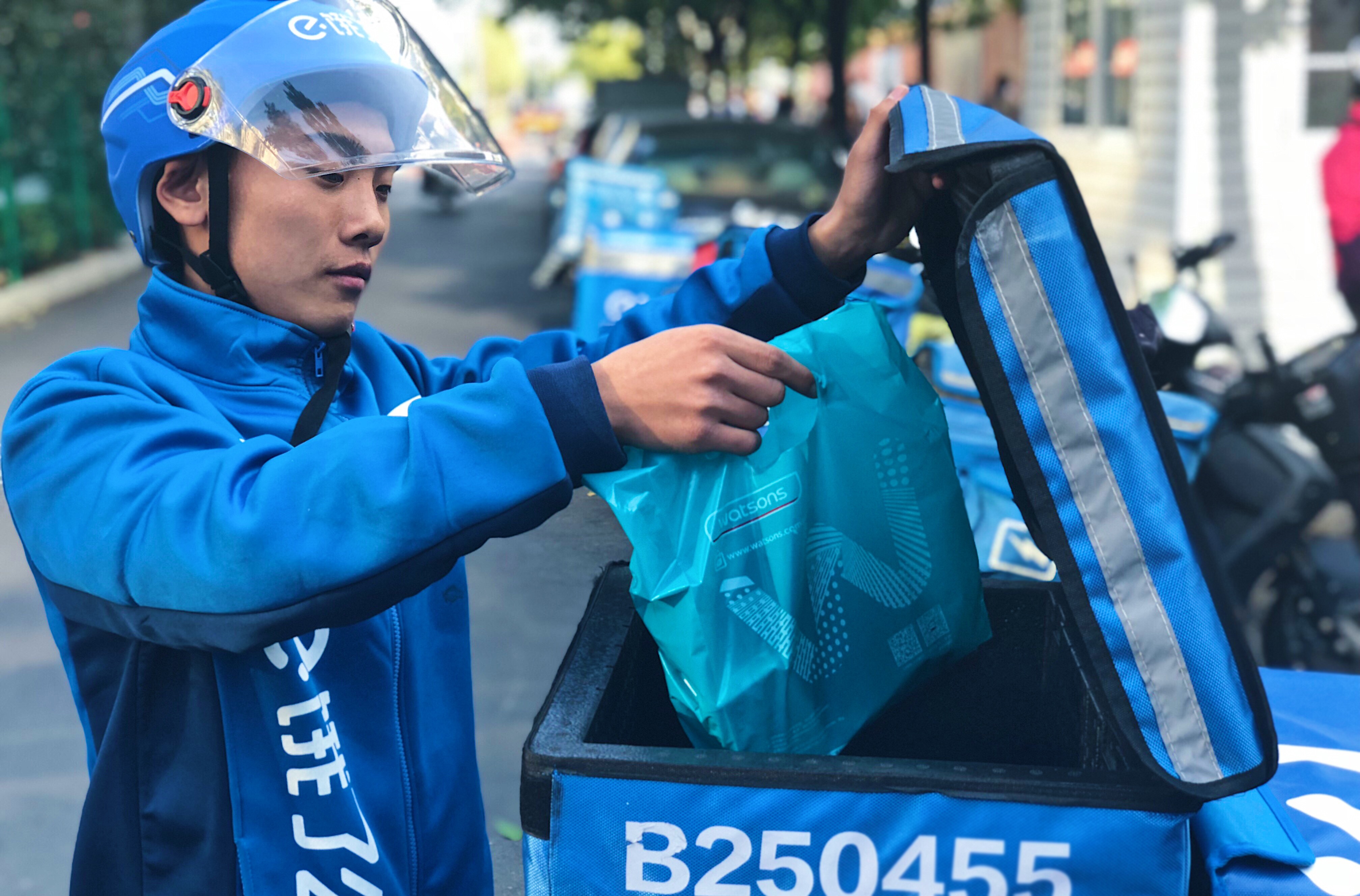 Bóc lý do giới trẻ Trung Quốc ngày càng không muốn làm công nhân - 5