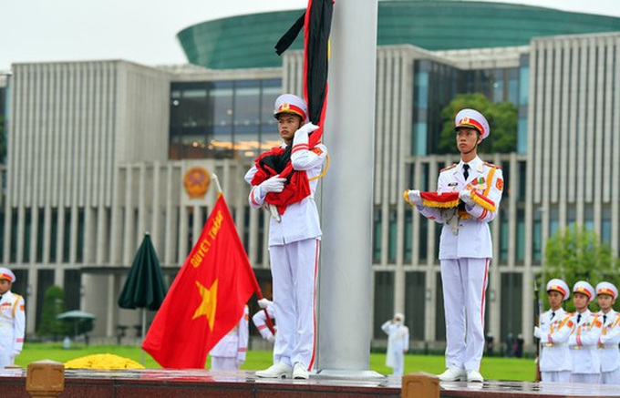 Cử hành trọng thể Quốc tang nguyên Tổng Bí thư Lê Khả Phiêu - Ảnh 22. Cử hành trọng thể Quốc tang nguyên Tổng Bí thư Lê Khả Phiêu - Ảnh 22.