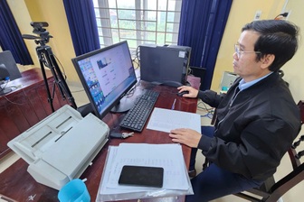 Ngày 20/11 ở nơi thầy cô giáo chỉ chúc mừng nhau qua điện thoại