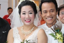 Thanh Thanh Hiền xúc động trong tiệc cưới