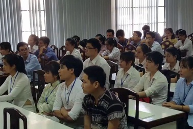 Lễ trao học bổng cho sinh viên dân tộc thiểu số vùng khó khăn đang học tại Đại học Y Dược Huế