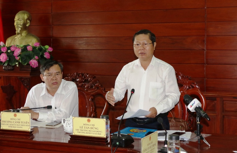 Hậu Giang: Ngăn chặn thiên tai tác động tới đời sống an sinh người dân - 4 Hậu Giang: Ngăn chặn thiên tai tác động tới đời sống an sinh người dân - 4