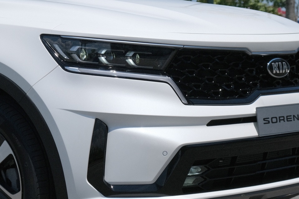 Chi tiết Kia Sorento 2021: xe Hàn Quốc có gì với giá cao nhất 1,349 tỷ? - 5 Chi tiết Kia Sorento 2021: xe Hàn Quốc có gì với giá cao nhất 1,349 tỷ? - 5