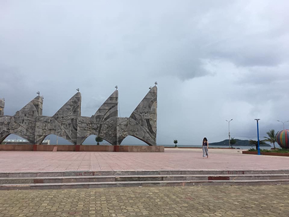 Cửa Lò, Cửa Hội cũng vắng vẻ khác thường - 2 Cửa Lò, Cửa Hội cũng vắng vẻ khác thường - 2