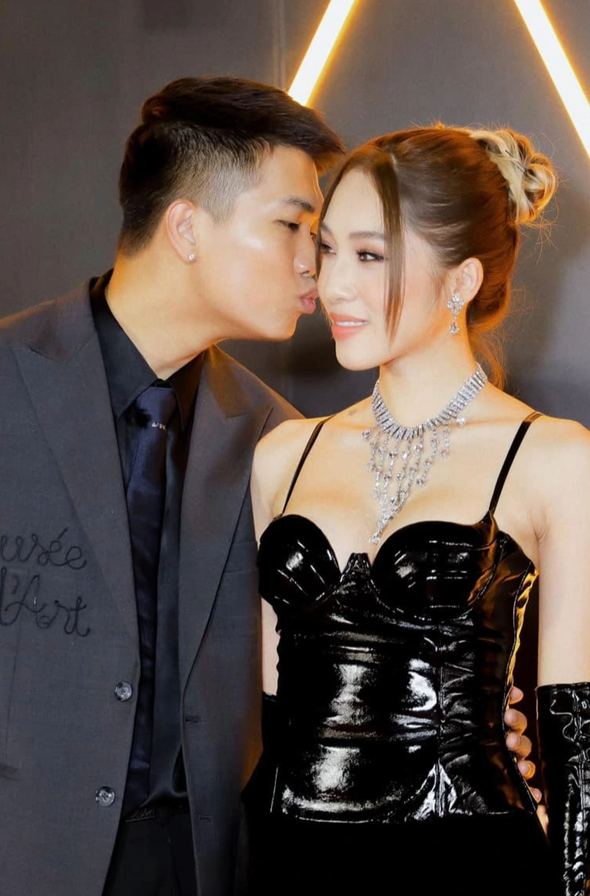 Emily - rapper BigDaddy: Chồng giỏi chăm con, hay tìm cách khen vợ - 13 Emily - rapper BigDaddy: Chồng giỏi chăm con, hay tìm cách khen vợ - 13