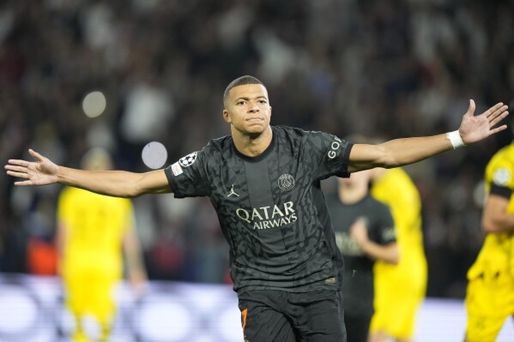 Kylian Mbappe tiếp tục tỏa sáng, PSG đứng đầu bảng tử thần - 1 Kylian Mbappe tiếp tục tỏa sáng, PSG đứng đầu bảng tử thần - 1